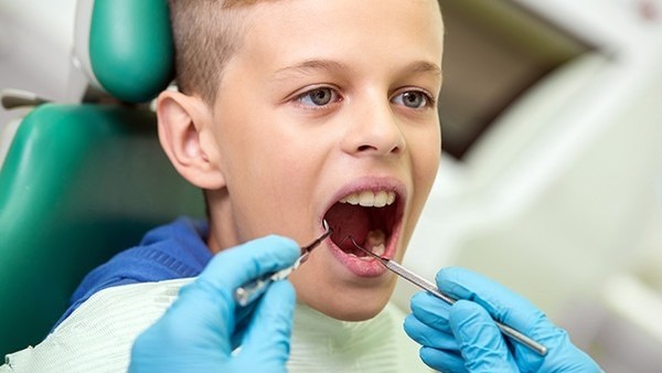 肾结石的症状、治疗方法及注意事项