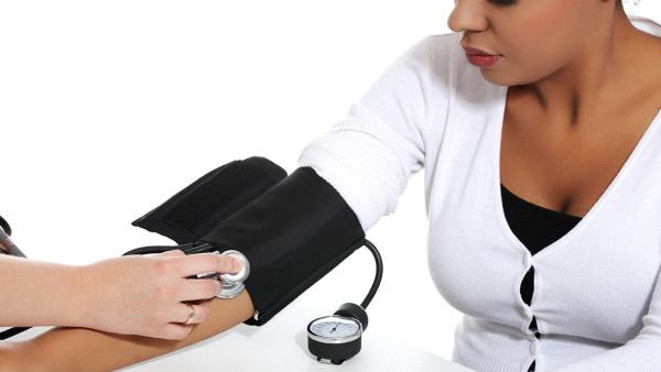 淋巴癌的症状、治疗方法及注意事项