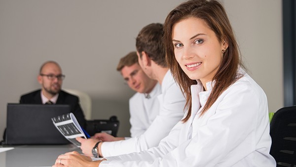 口腔溃疡是遗传病吗