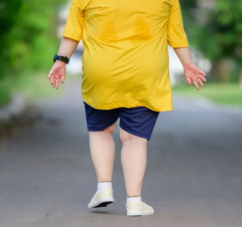 警惕风险！服用左氧氟沙星期间请避免剧烈运动，可能导致跟腱断裂