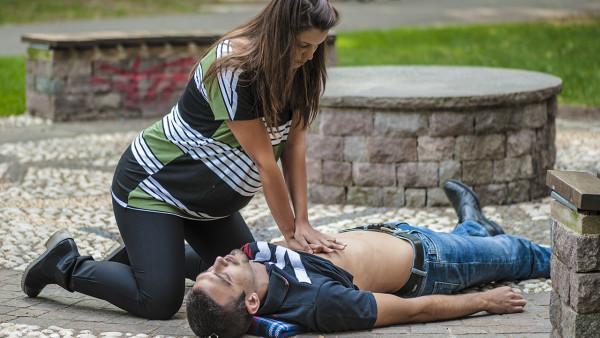 炭疽的毒素如何作用于人体