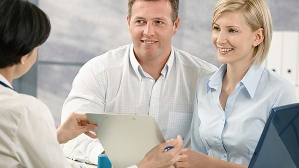 黑色素瘤的肿块形成